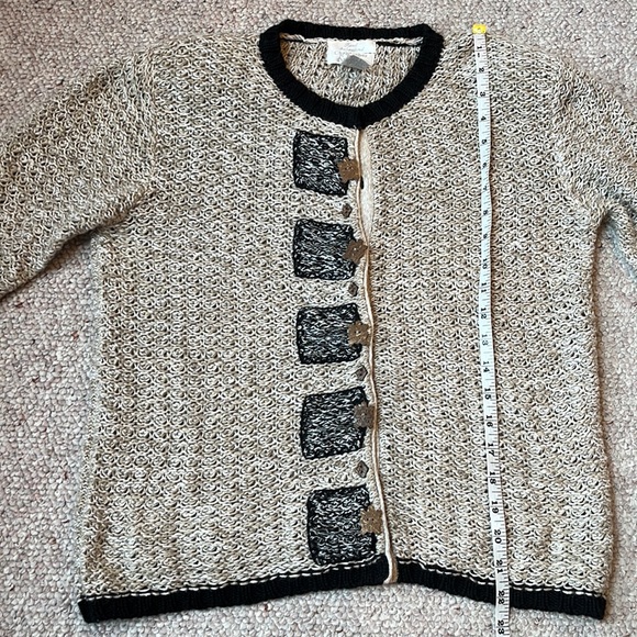 Christopher & Banks embroidered open weave sweater S-M - Picture 8 of 8